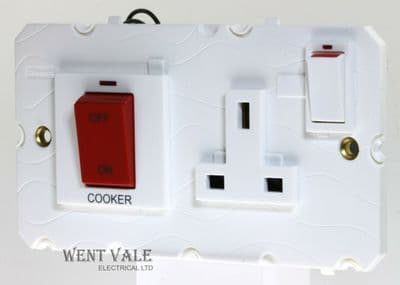 Legrand Arteor - 5720 88 - 45a Double Pole Cooker Switch and Socket with Neon's