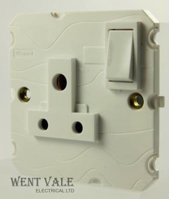 Legrand Arteor - 5721 40 - 5a 1 Gang Round Pin Switched Socket Body New