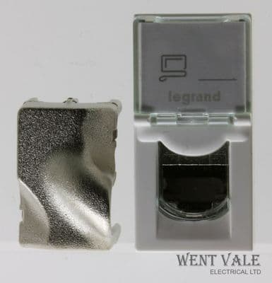 Legrand Arteor - 5723 23 - RJ45 Data Outlet Cat 6 STP LCS 22.5 x 45mm Shielded