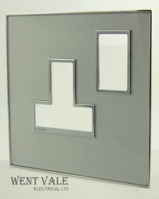 Legrand Arteor - 5750 94 - Mirror White Cover Plate For 1 Gang Switched Sockets