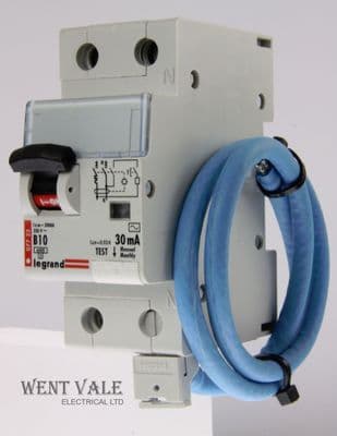 Legrand Lexic - 077 32 - 10a 30mA Type B One Pole + Neutral RCBO New in Box