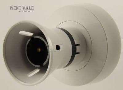 Legrand Synergy - 0600 86 White Moulded - 6a Standard Type Batten lamp-holder New