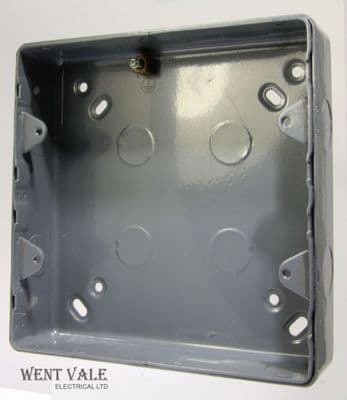 Legrand Synergy - 7364 18 - Metalclad Six/Eight Module Switch Box New