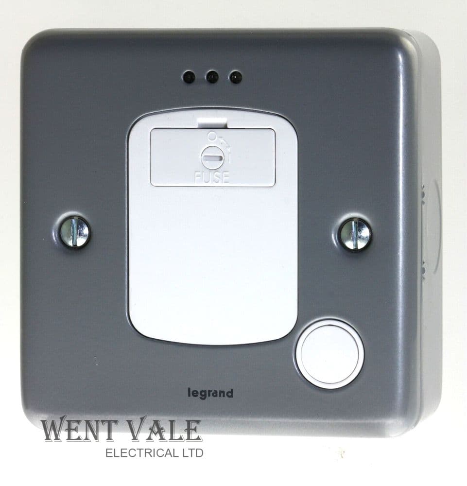 Legrand Synergy Metalclad 7338 33 13a Unswitched Fsd Conn Unit Neon F/O
