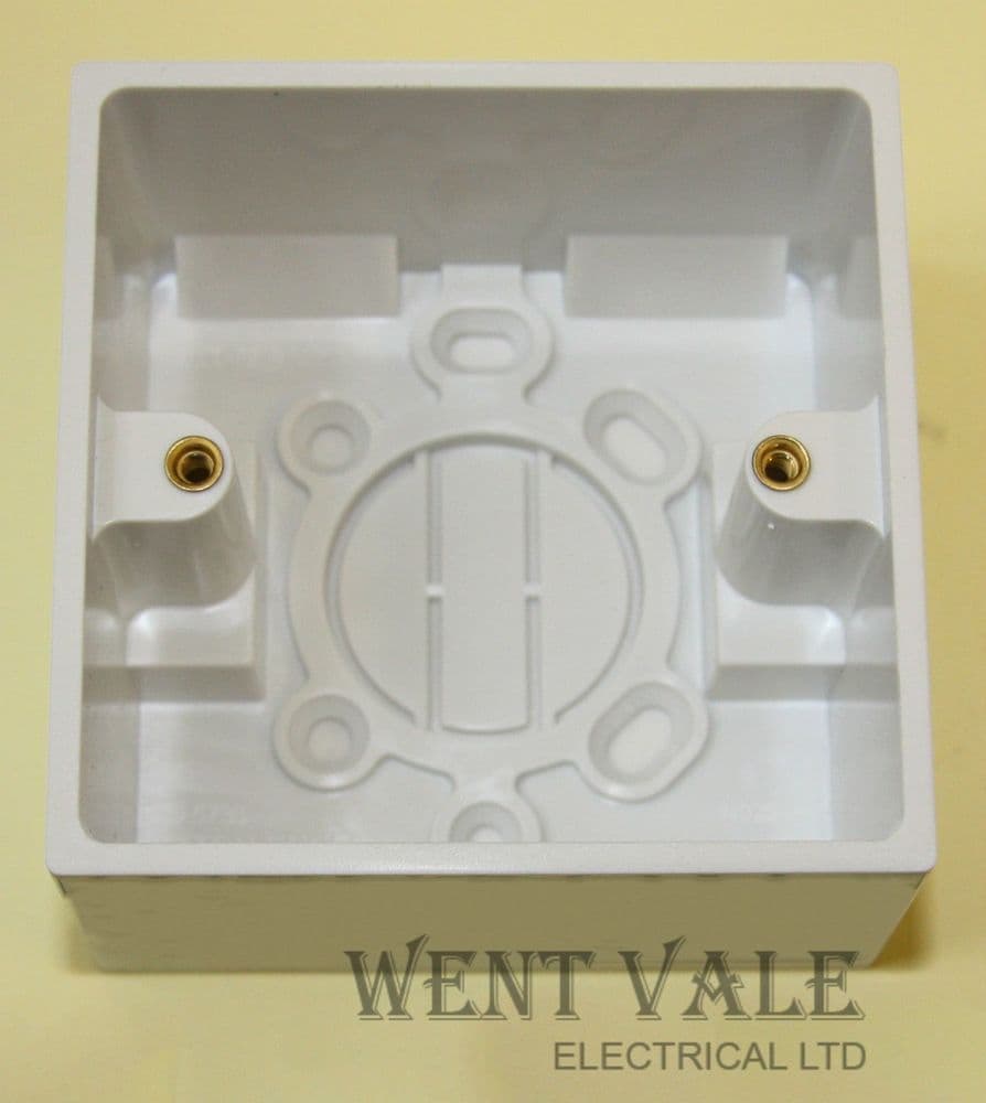 MEM Intra - F4570 - 45mm Deep Moulded Surface Single Socket Box New
