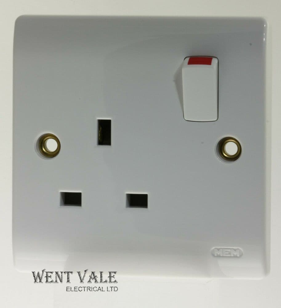 MEM Premera Range E521 13a Single Double Pole Switched Socket