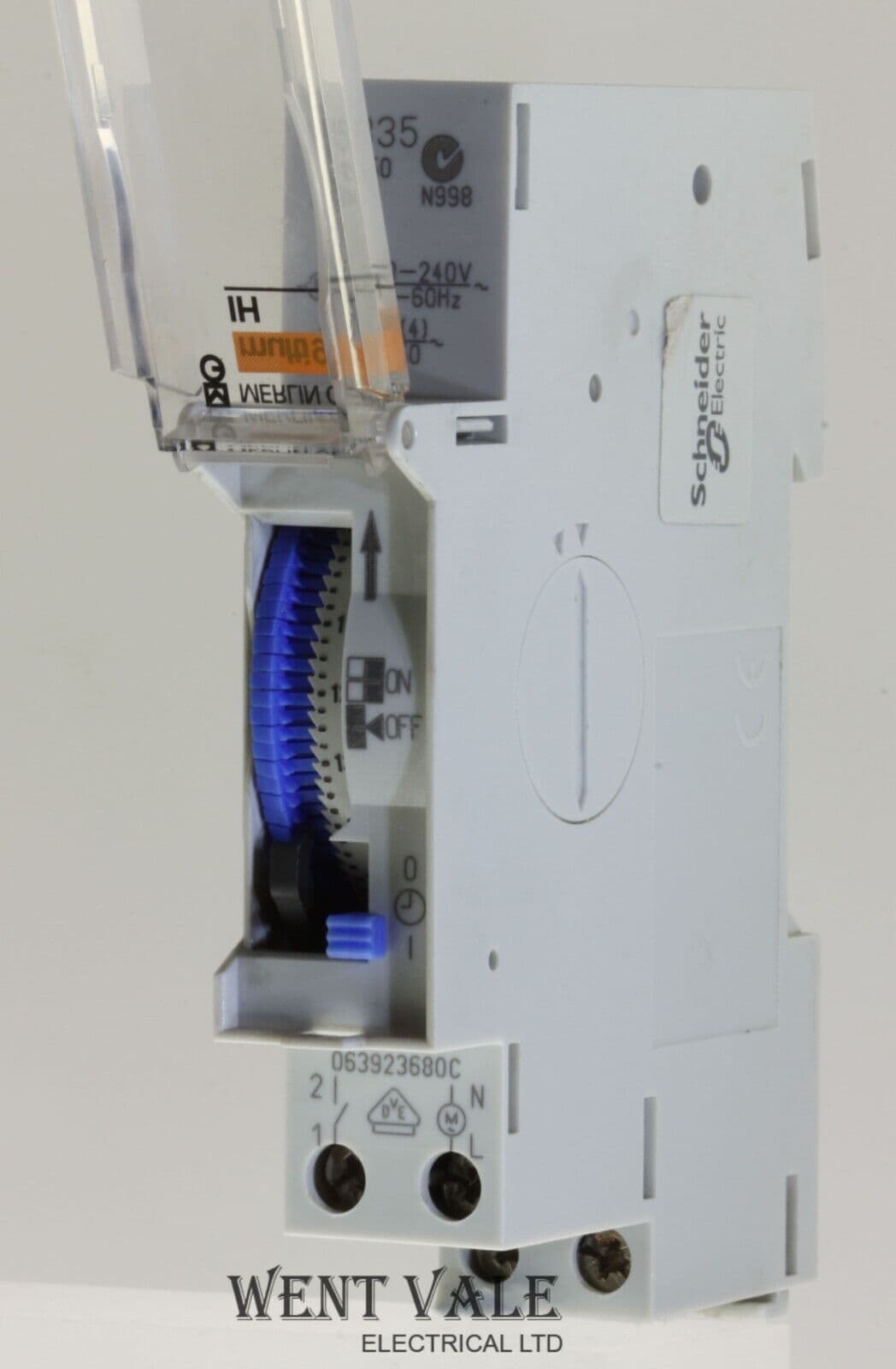 Merlin Plug Timer Switch Merlin Gerin Multi 9 - 15335 - IH 16a Analogue 1 Channel Time Switch 230Vac