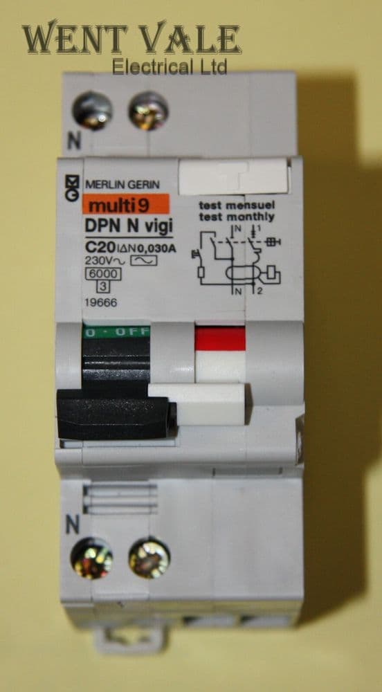 Merlin Gerin Sicherungsautomat Multi9 C60N B16 1/N - Michl's Onlineshop OG Merlin Gerin Sicherungsautomat Multi9 C60N B16 1/N - Michl's Onlineshop OG