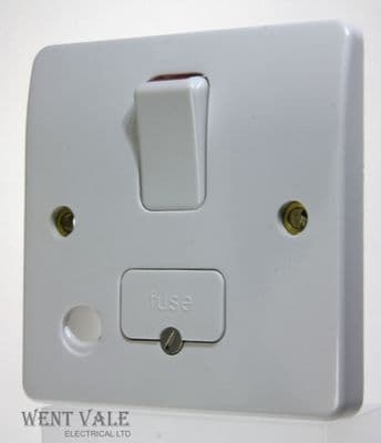 MK Logic Plus - K1030 WHI - 13a Switched Connection Unit With Front Flex Outlet New