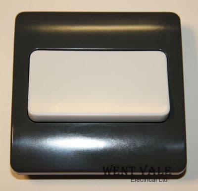 MK Logic Plus - K4785 GRA - 10a 1 Gang Intermediate Wide Rocker Plate Switch New