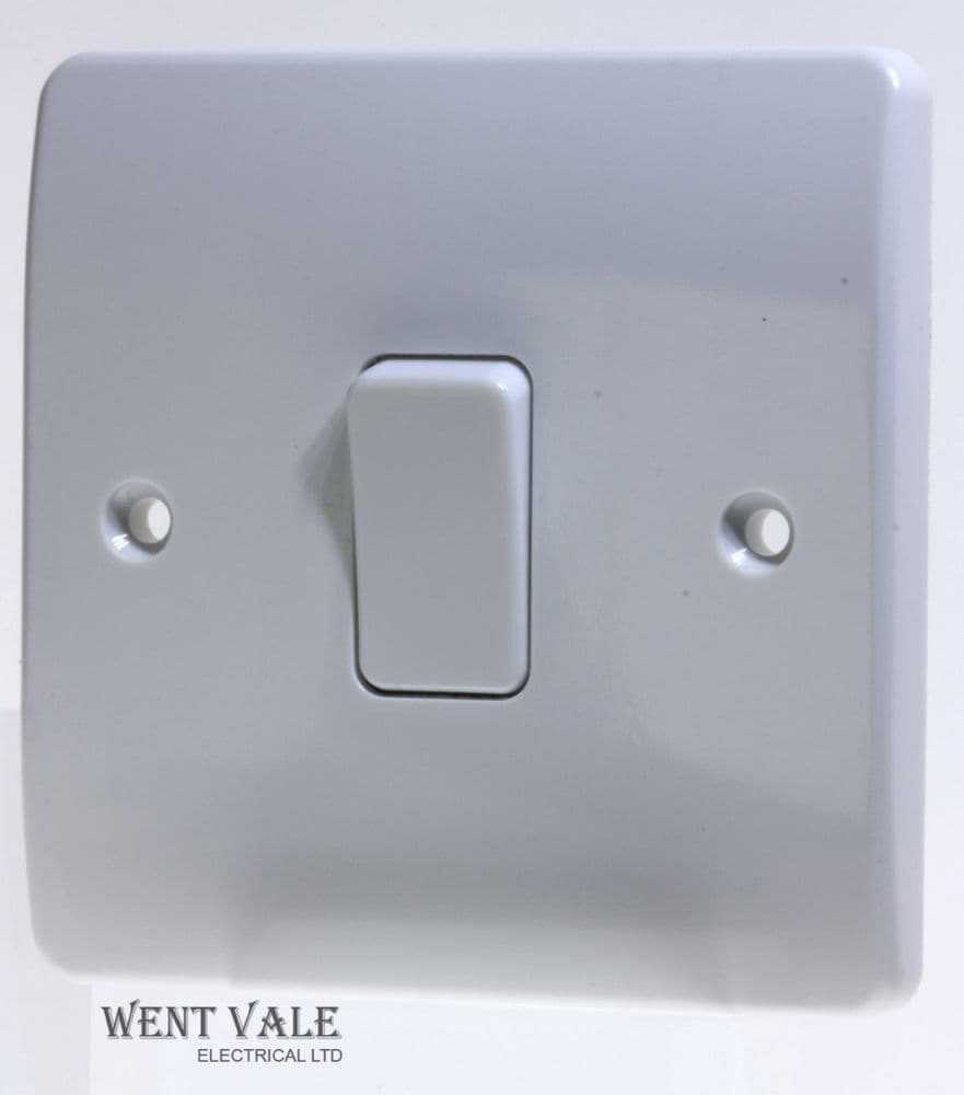 One Wat Plate Rotation MK Logic Plus - K4870 WHI - 10a One Gang One Way Plate Switch New