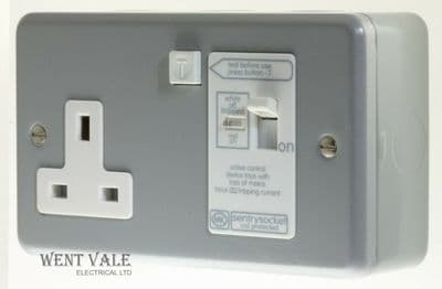 MK Metalclad Plus  K6102 ALM - 13a 10mA Single Active Switched RCD Sentry Socket
