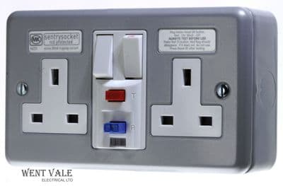 MK Metalclad Plus - K6231 ALM - 13a 30mA Twin Active Switched RCD Socket New