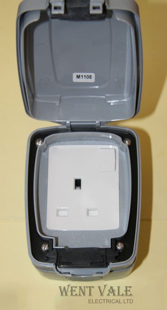 MK Shield - K46131 GRY - IP56 13a Single Switched Socket New in Box