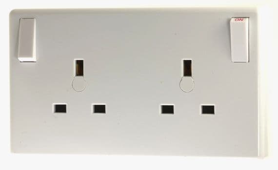 Newlec Accessories - NL8300/12SC - 13a Single to Double Socket ...