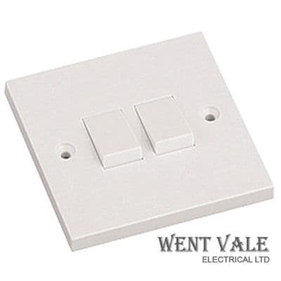 Newlec NL8310/22 - 6a Two Gang, Two Way Switch New