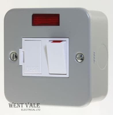 Newlec NL8413/SN -13a Metalclad Switched Fused Spur with Neon Unused But Marked