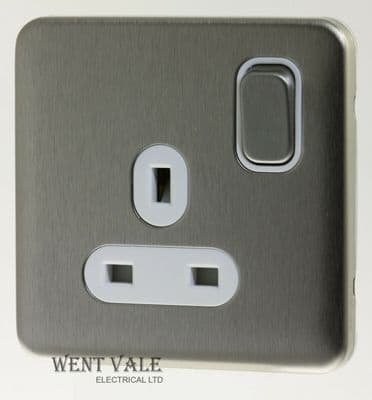 Schneider Lisse Screwless Deco - GGBL3010WSS - 13a S/Pole Single Switched Socket