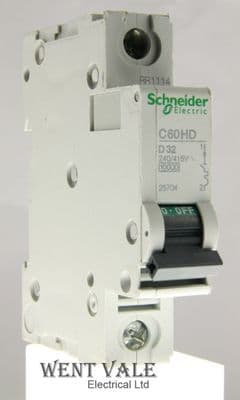 Schneider Multi 9 - C60HD132-25704 - 32a Type D Single Pole MCB Used