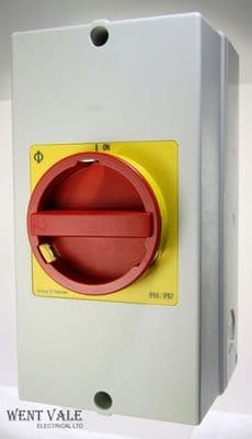 Sector - 485035 - 63a IP66/67 Four Pole Enclosed Switch Disconnector/Isolator