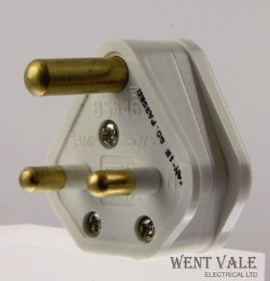 Selectric Square Range - LG8193 - White Moulded - 5a Round Pin Sleeved Plug New