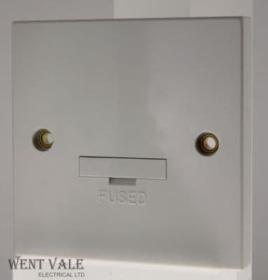 Selectric Square Range  - LG9228 - White Moulded 13a Unswitched Fused Spur