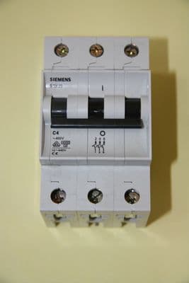 Siemens N System - 5SX2 3C04 - 4a Type C Triple Pole MCB New