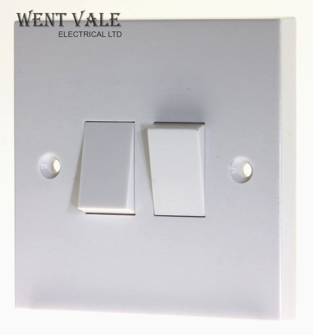 Vimark - V1204X - 10a Two Gang Two Way Switch New