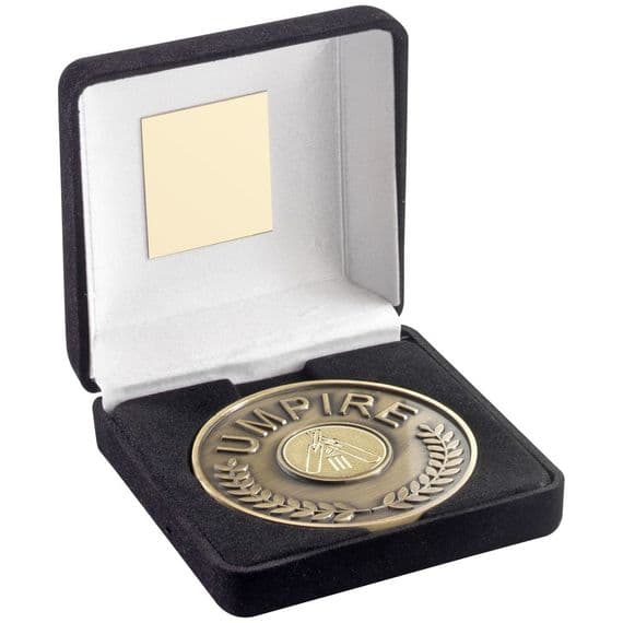 Cricket Umpire Medallion 70mm  in Black Medal Box | TrophyMaster UK