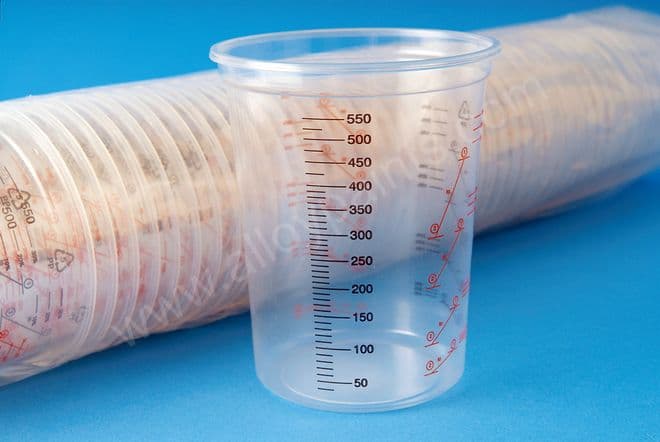 Plastic mixing cups calibrated 300 ml & 600 ml  (50s)