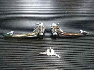 BD19245/6 - Door Handle Pair with matching key numbers