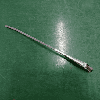 C35537 - Wiper Arm V12 E-Type 2+2 & SII 2+2