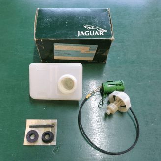 JLM807 - BRAKE RESERVOIR KIT