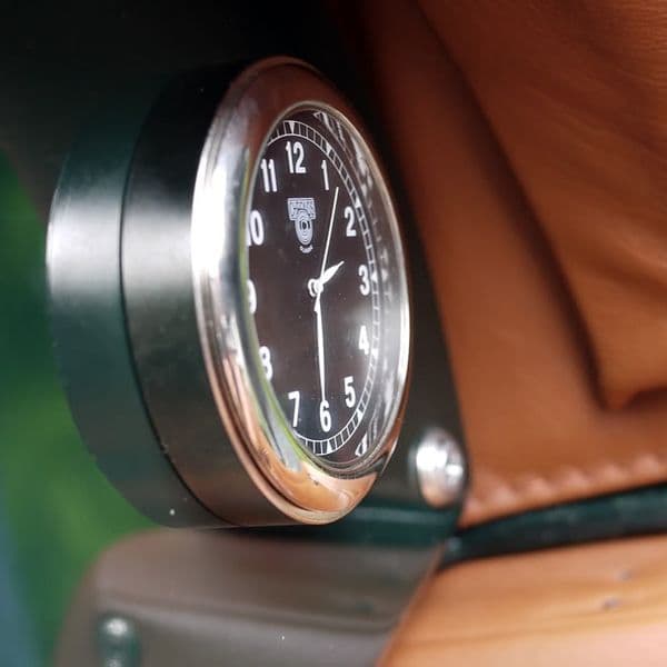 Classic Car Dashboard Clock Cream Face