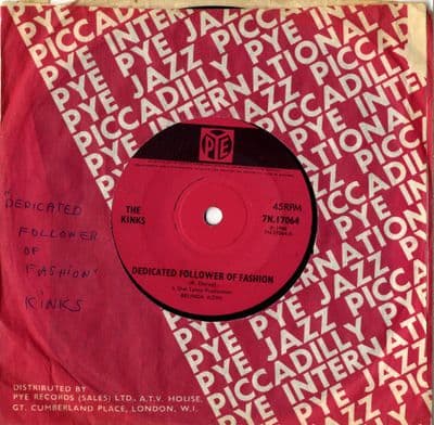 Kinks,The - Dedicated Follower Of Fashion/Sittin' On My Sofa (7N 17064) Ex