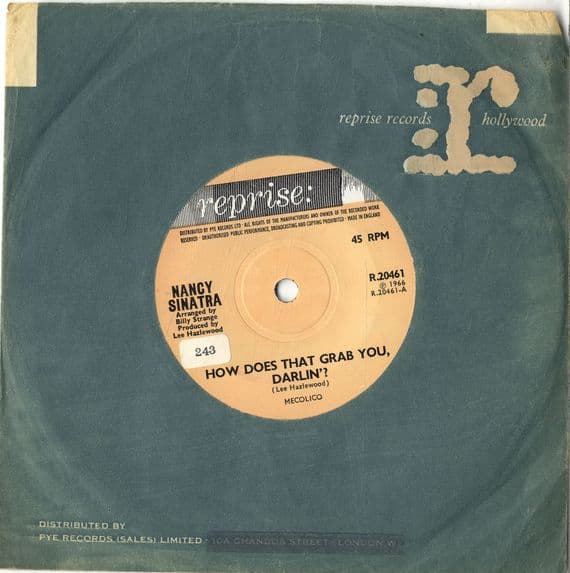 Nancy Sinatra -How Does That Grab You Darlin'/I Move Around (R 20461) M-