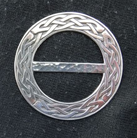 Ladycrow Large Pewter Scarf Ring "Celtic Knot"