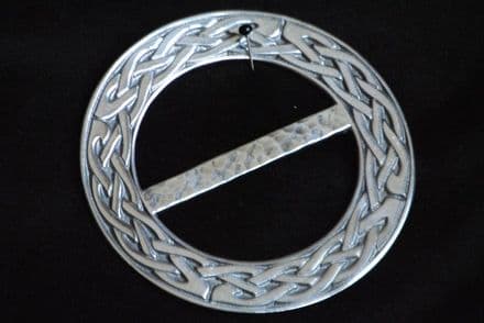 Ladycrow Pewter Scarf Ring "Celtic Knot"