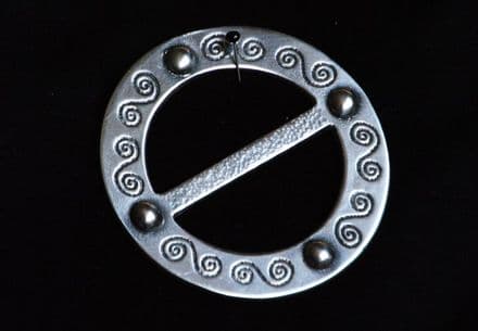 Ladycrow Pewter Scarf Ring "Spiral"