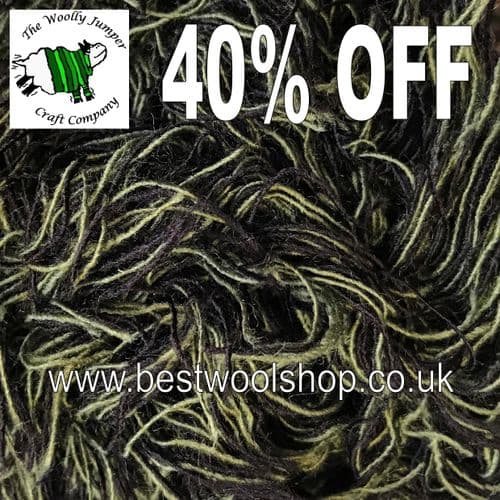 601 SIRDAR SHAGGY MEGA CHUNKY 150G KNITTING YARN WITH ONE BALL FREE SCARF PATTERN - 40% OFF
