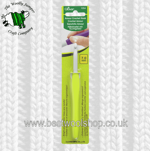 7mm CLOVER AMOUR ERGONOMIC CROCHET HOOK