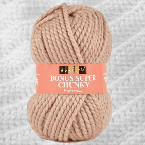 HAYFIELD BONUS SUPER CHUNKY CROCHET YARN & PATTERNS