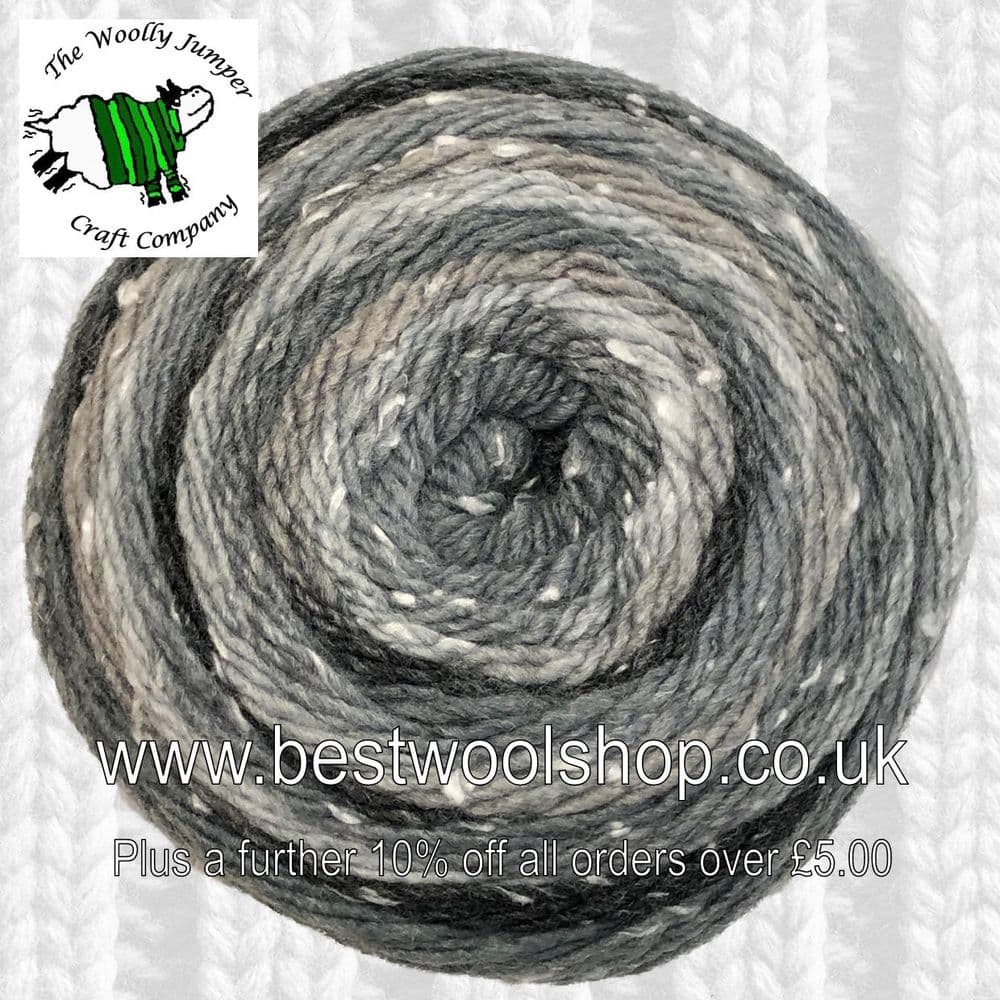 NL9 JAMES C BRETT NORTHERN LIGHTS DK KNITTING YARN WITH FREE SHAWL