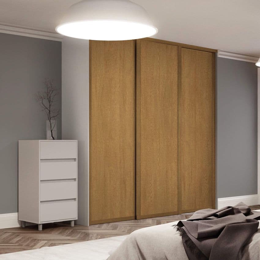 3 x 610mm Spacepro Shaker Oak Panel Sliding Doors for an opening width 1680mm