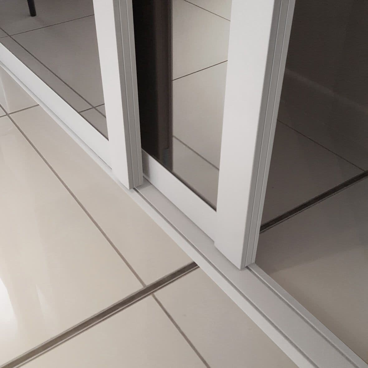 4 Doors and track 4 x 914mm Shaker 3 panel Cashmere frame mirror doors