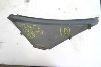 APRILIA ATLANTIC 125 FAIRING PART DIS 105628 DX (D) BIKE BREAKERS UK #2 (LOC-A)