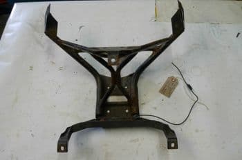 APRILIA ATLANTIC 125 FRONT FAIRING STAY BRACKET BIKE BREAKERS FIFE #2(LOC-A)