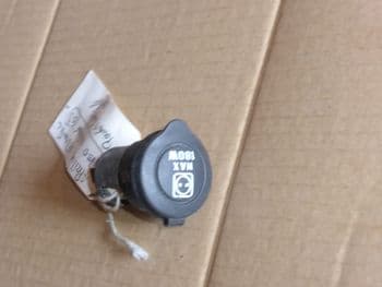 APRILIA ATLANTIC 125 UNDER SEAT POWER TAKE OFF POINT TAKE OFF (67-A)