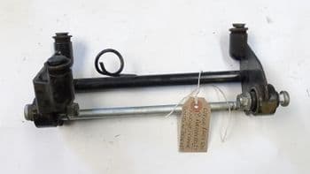 APRILIA RALLY ENGINE TO FRAME HINGE BRACKET ASSEMBLY (LOC-A)