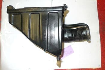 APRILIA RS4 125 BREAKING.  AIRBOX  AIR BOX   BIKE BREAKERS EBAY  #2  (LOC-C)